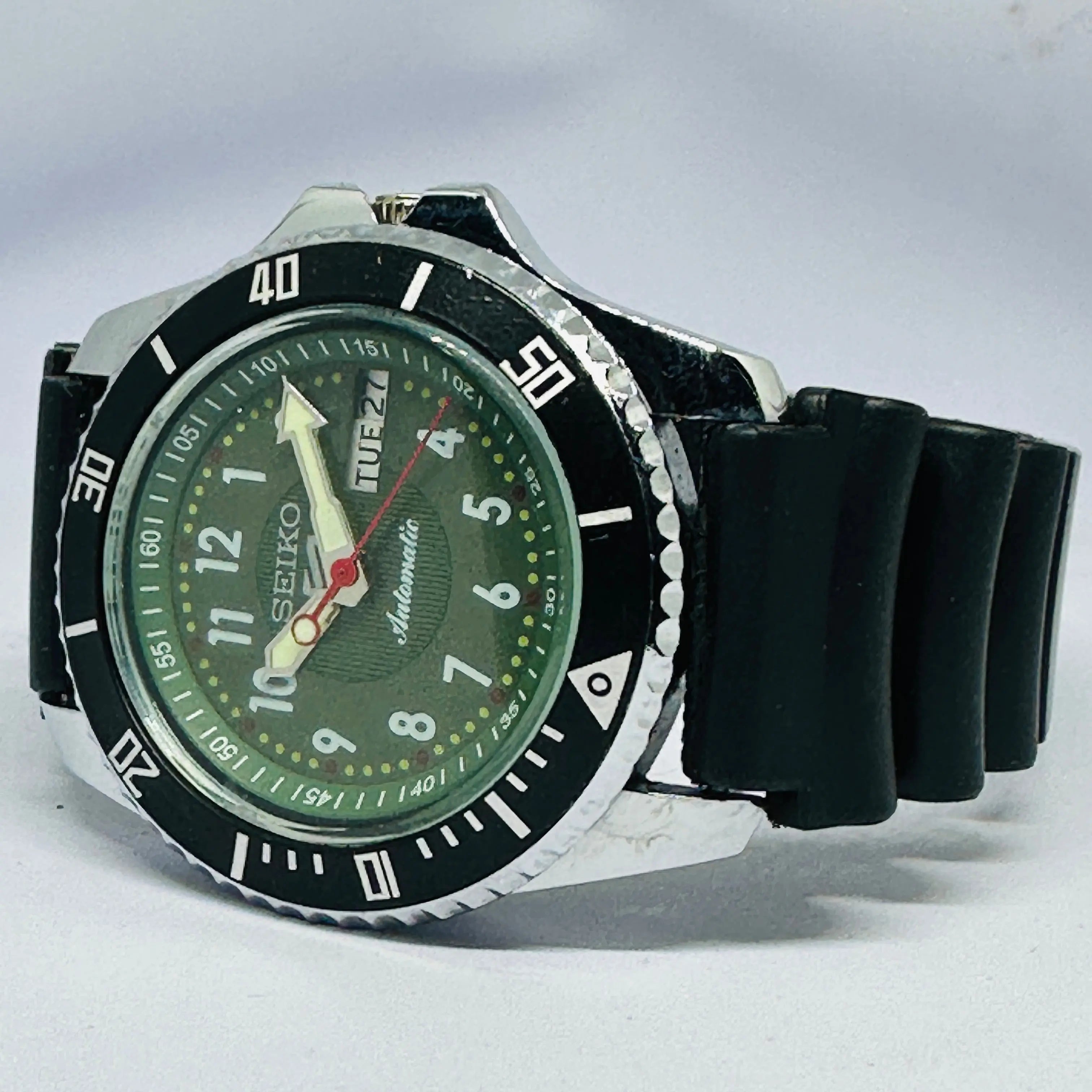 Seiko 5 Sports Automatic Watch – Refurbished Vintage | Japan-Made Men’s Timepiece National Watches