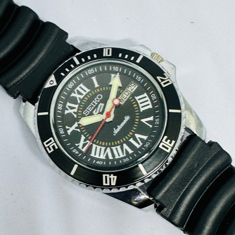 Seiko 5 Sports Automatic Watch – Refurbished Vintage | Japan-Made Men’s Timepiece