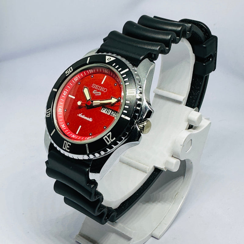 Seiko 5 Sports Automatic Watch – Refurbished Vintage | Japan-Made Men’s Timepiece