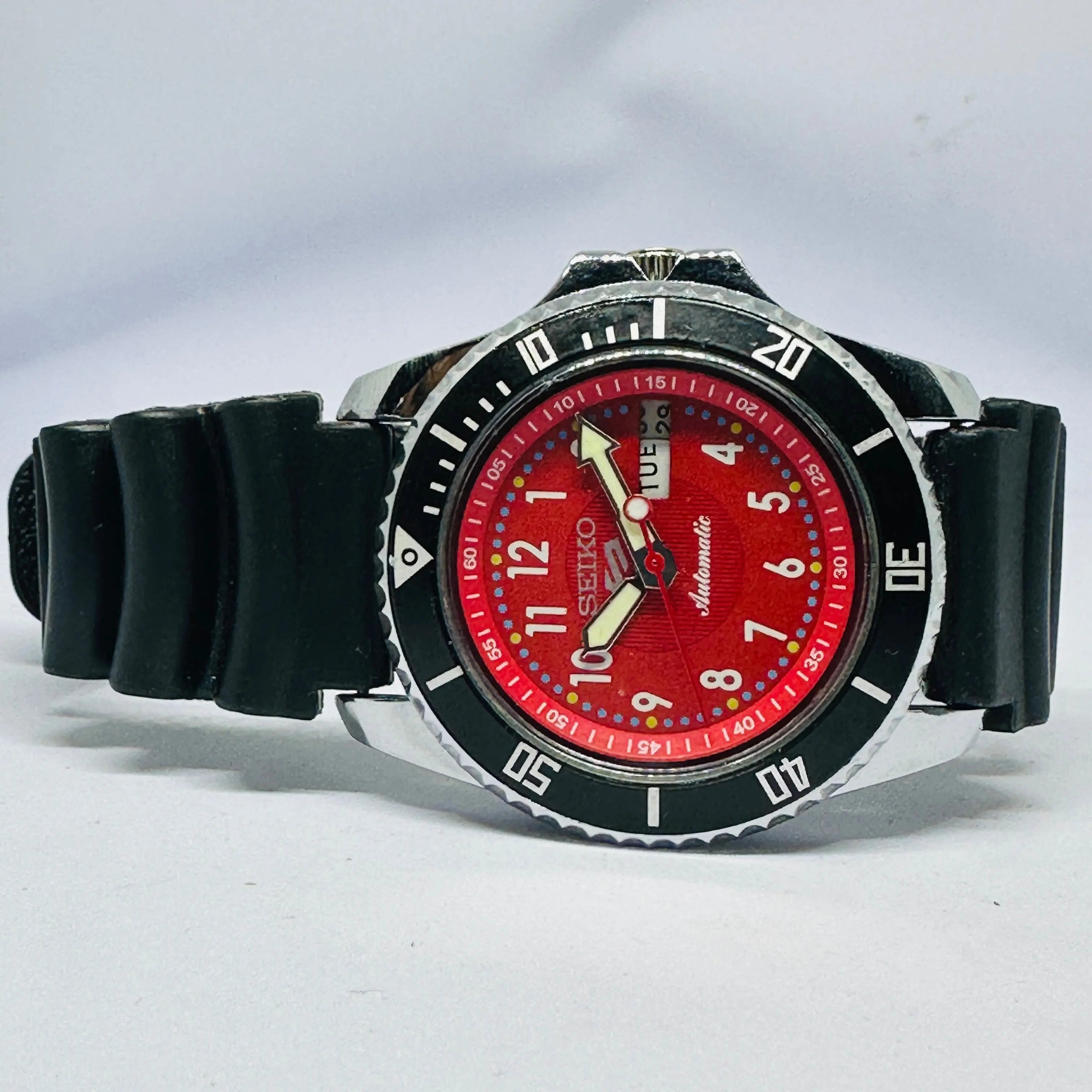 Seiko 5 Sports Automatic Watch – Refurbished Vintage | Japan-Made Men’s Timepiece National Watches