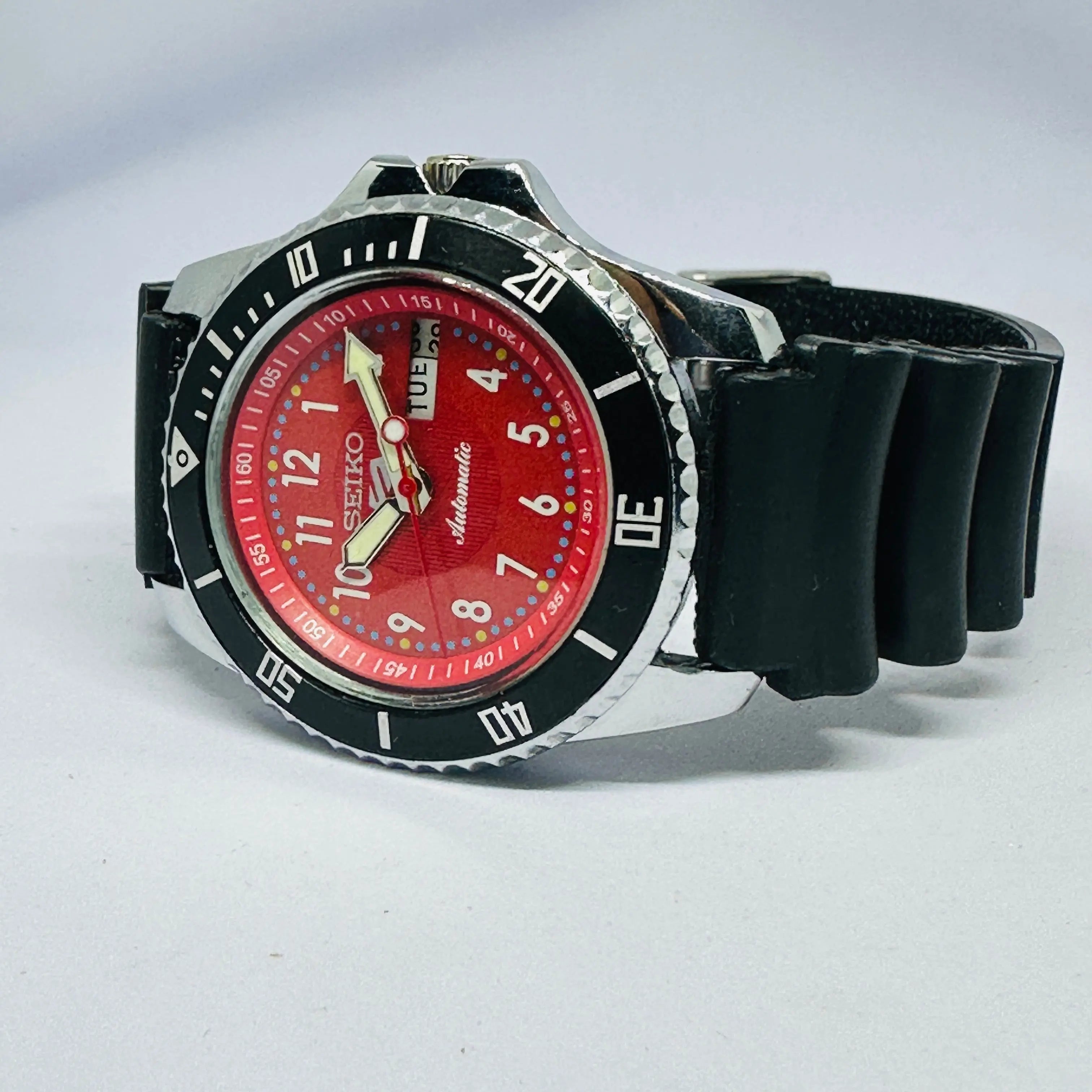Seiko 5 Sports Automatic Watch – Refurbished Vintage | Japan-Made Men’s Timepiece National Watches