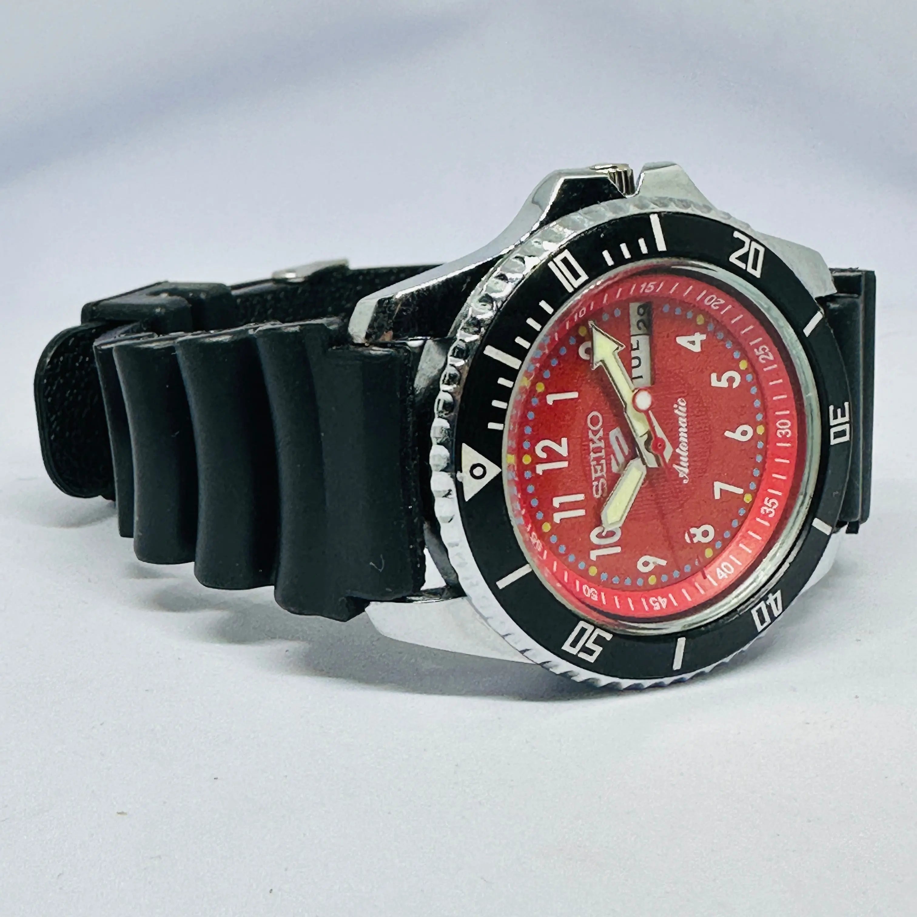 Seiko 5 Sports Automatic Watch – Refurbished Vintage | Japan-Made Men’s Timepiece National Watches
