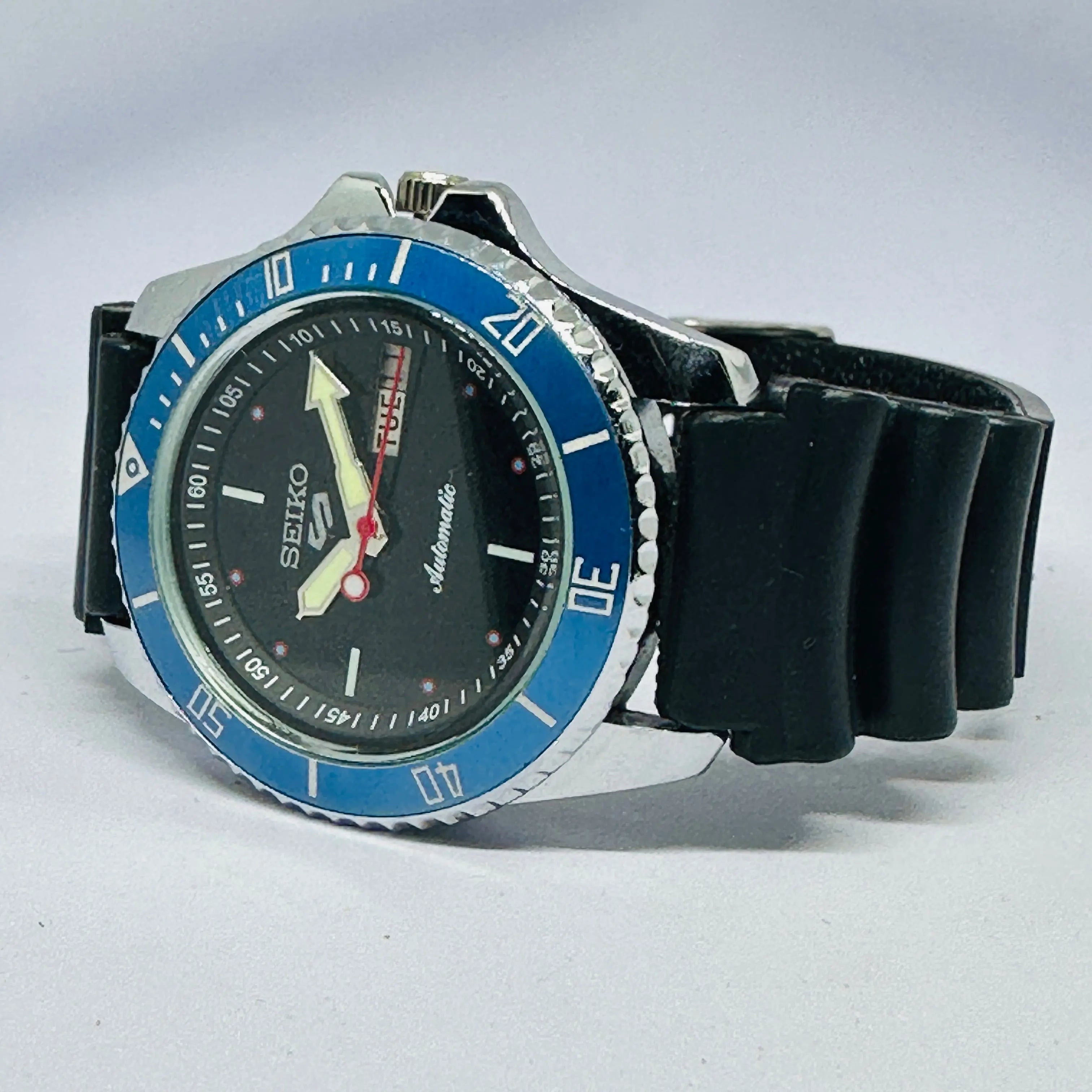 Seiko 5 Sports Automatic Watch – Refurbished Vintage | Japan-Made Men’s Timepiece National Watches