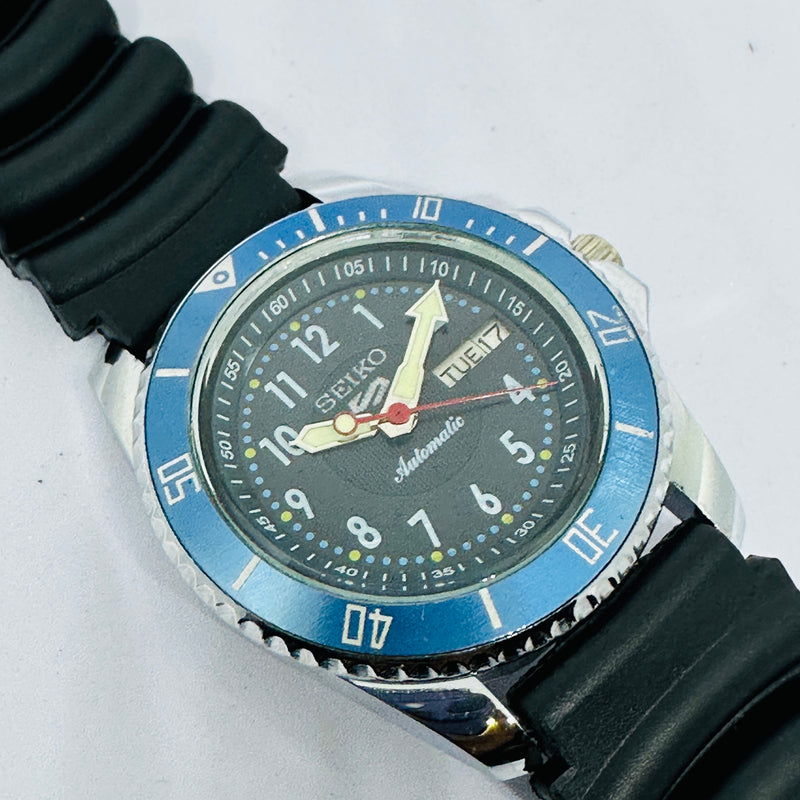 Seiko 5 Sports Automatic Watch – Refurbished Vintage | Japan-Made Men’s Timepiece