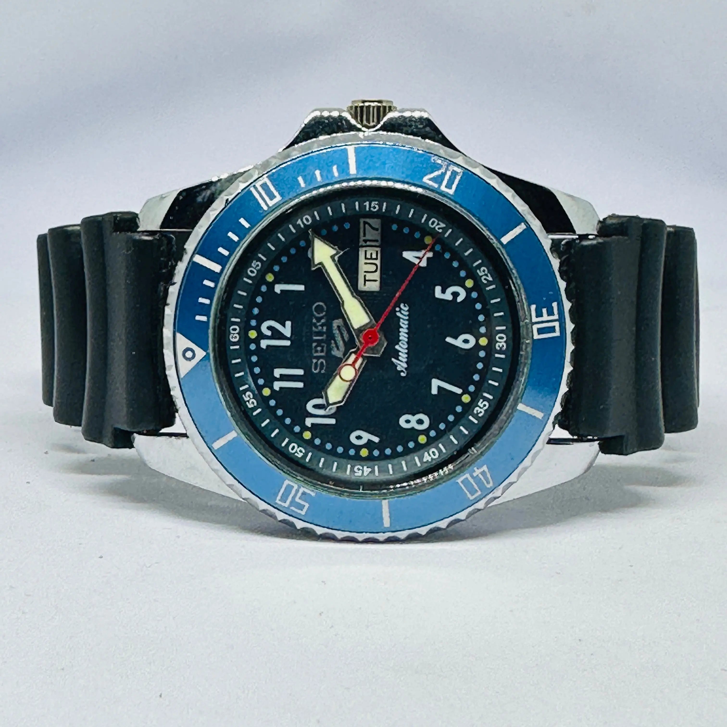 Seiko 5 Sports Automatic Watch – Refurbished Vintage | Japan-Made Men’s Timepiece National Watches