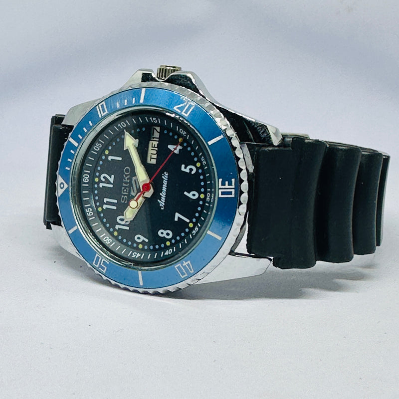 Seiko 5 Sports Automatic Watch – Refurbished Vintage | Japan-Made Men’s Timepiece