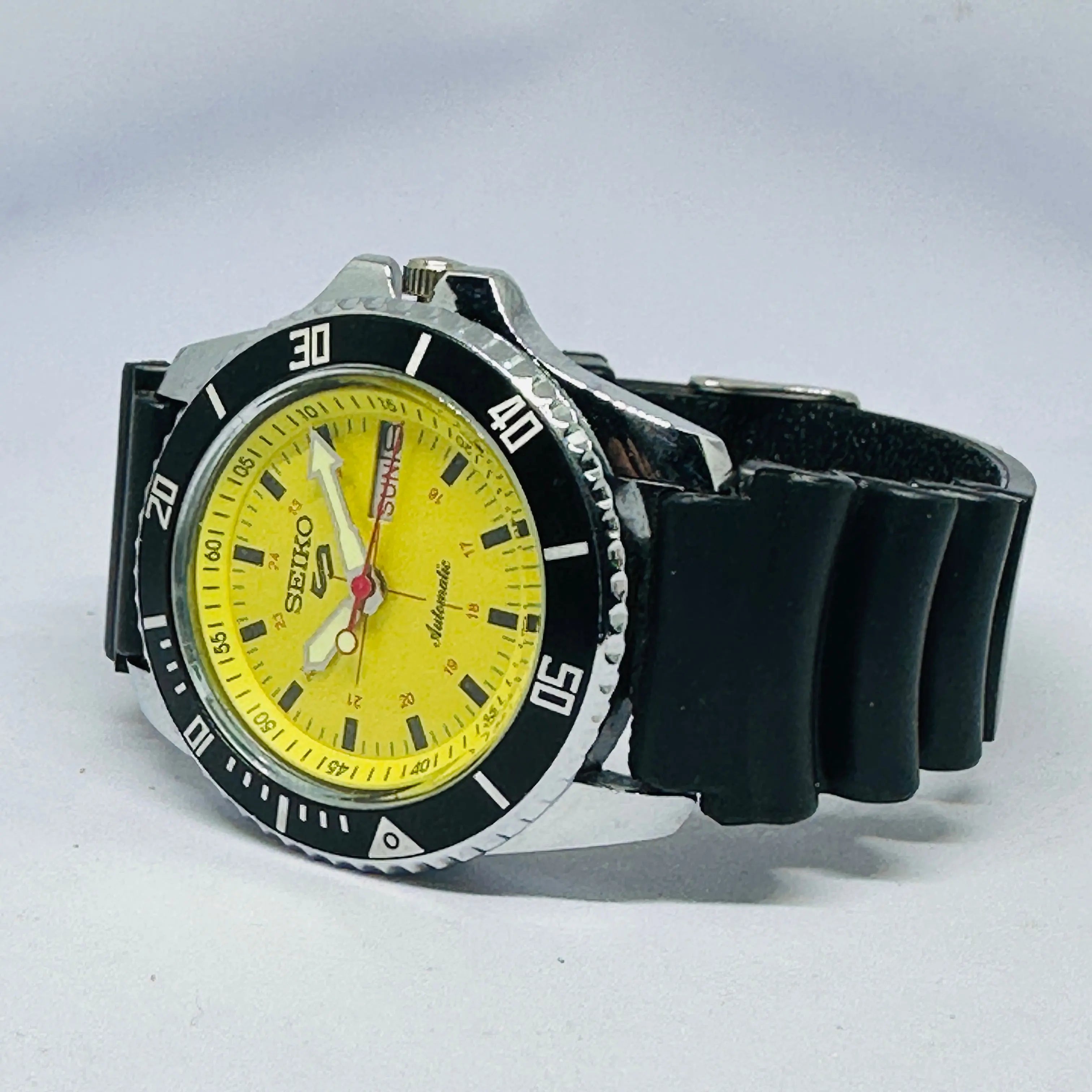Seiko 5 Sports Automatic Watch – Refurbished Vintage | Japan-Made Men’s Timepiece National Watches