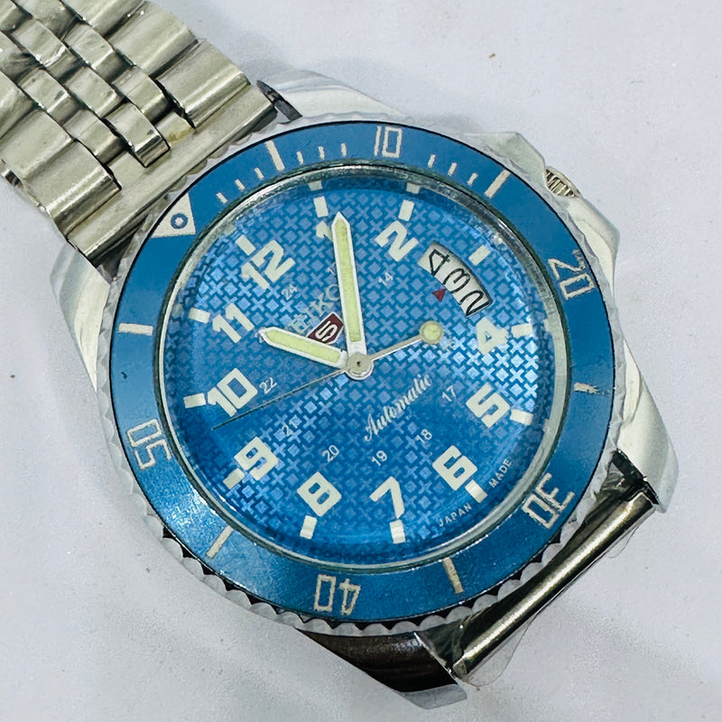 Seiko 5 Sports Automatic Watch – Refurbished Vintage | Japan-Made Men’s Timepiece
