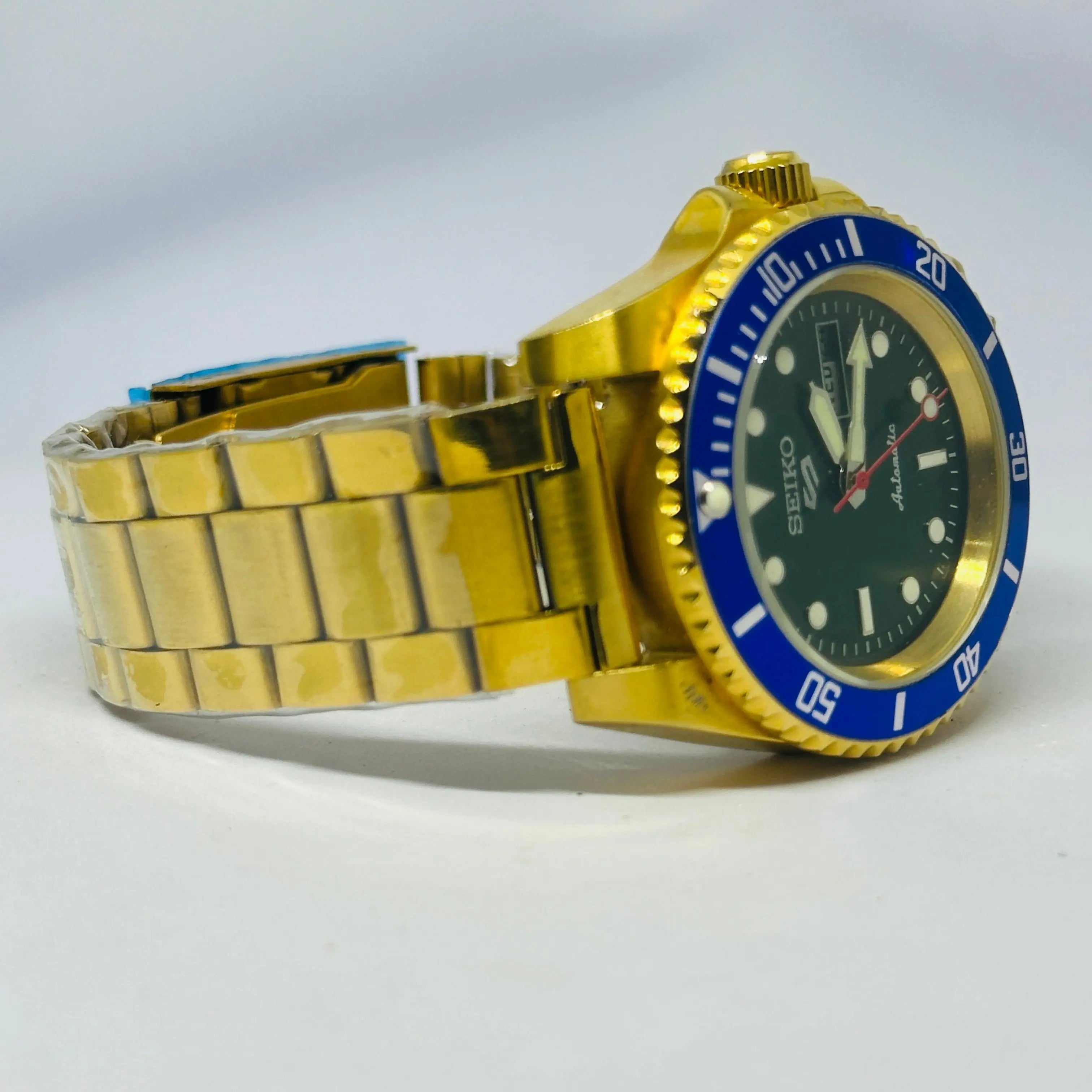 Seiko 5 Sports Automatic Watch – Refurbished Vintage | Japan-Made Men’s Timepiece National Watches