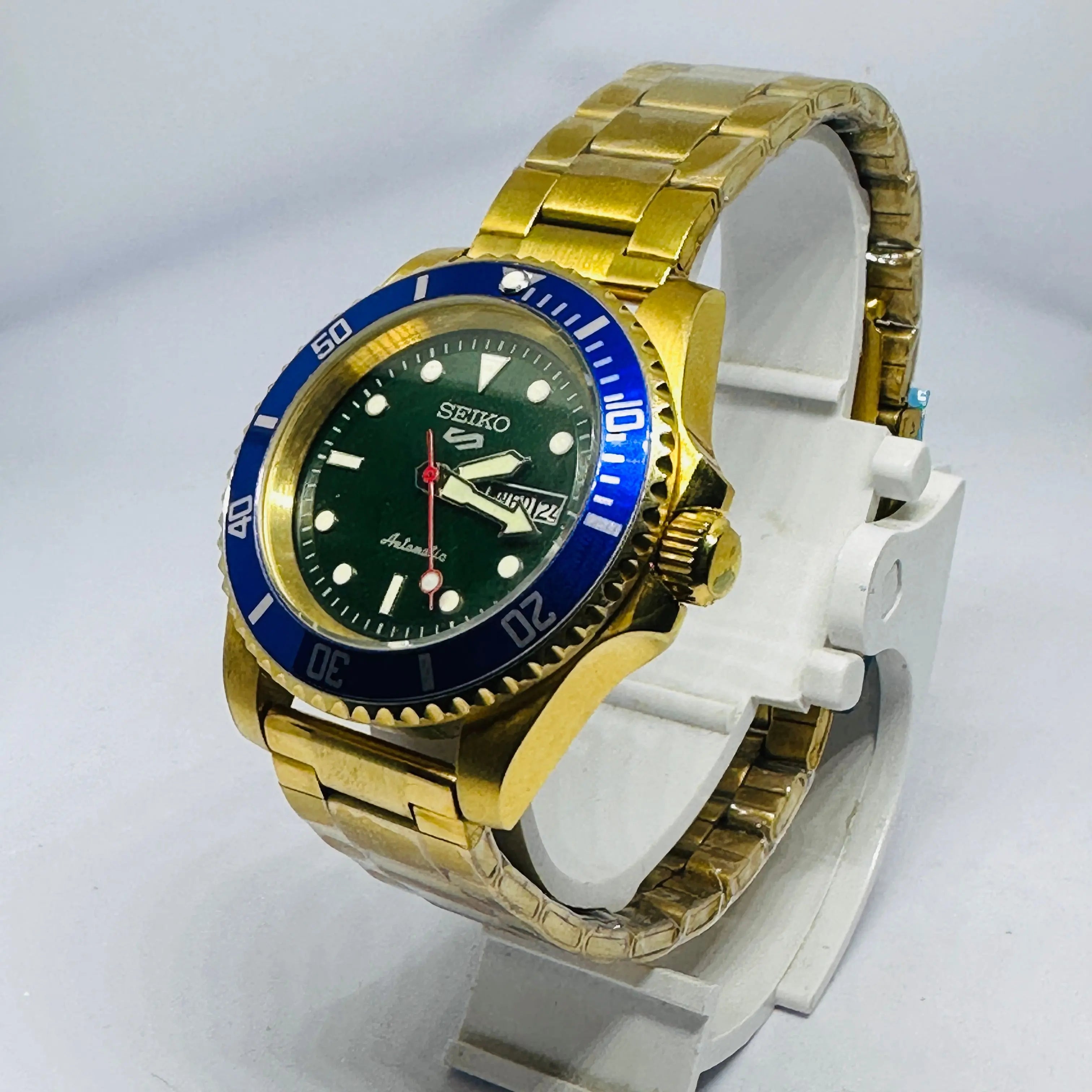 Seiko 5 Sports Automatic Watch – Refurbished Vintage | Japan-Made Men’s Timepiece National Watches