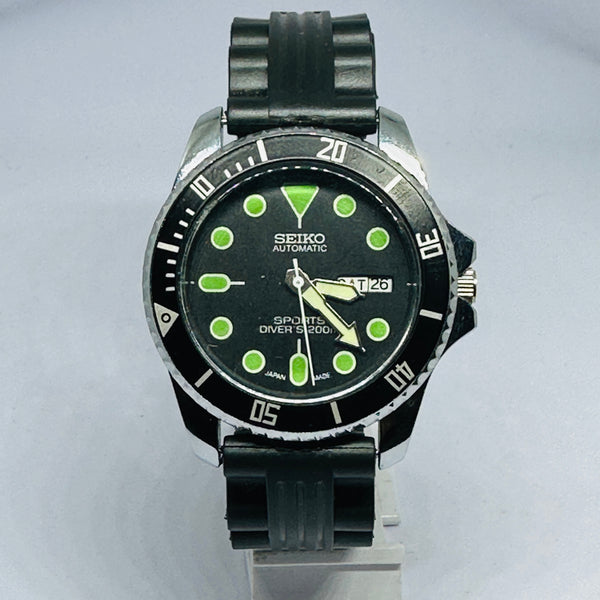 Seiko 5 Sports Automatic Watch – Refurbished Vintage | Japan-Made Men’s Timepiece