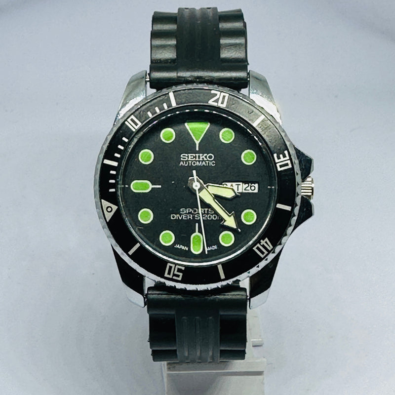 Seiko 5 Sports Automatic Watch – Refurbished Vintage | Japan-Made Men’s Timepiece