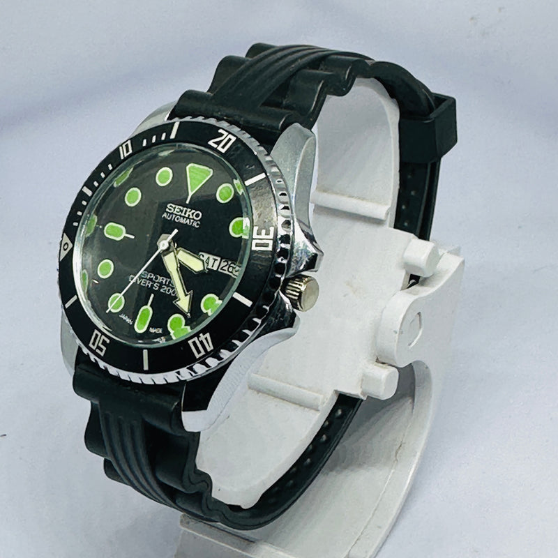 Seiko 5 Sports Automatic Watch – Refurbished Vintage | Japan-Made Men’s Timepiece
