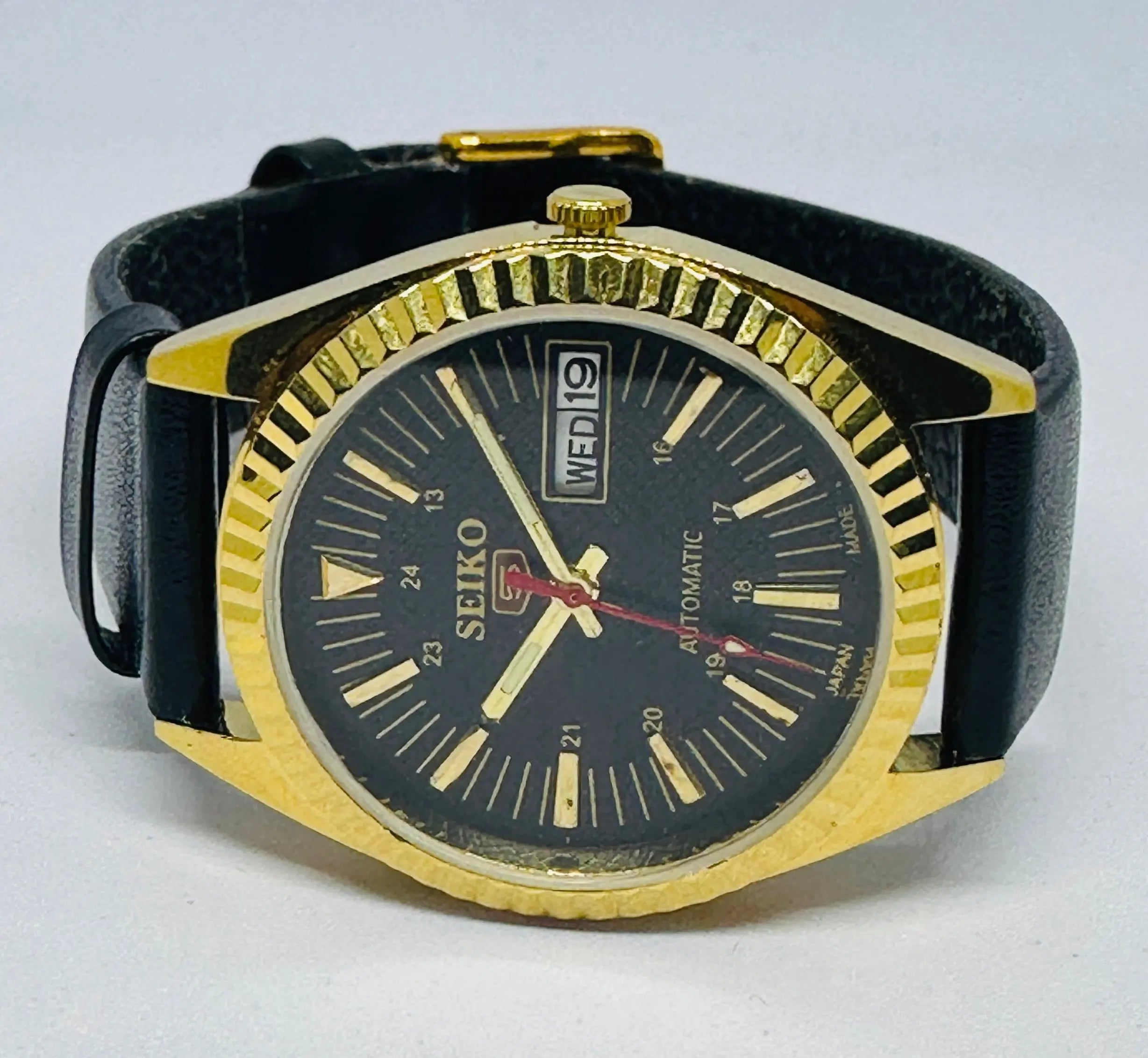Seiko 5 Automatic Men’s Watch – Vintage Japan Model | Restored & Ready to Wear National Watches
