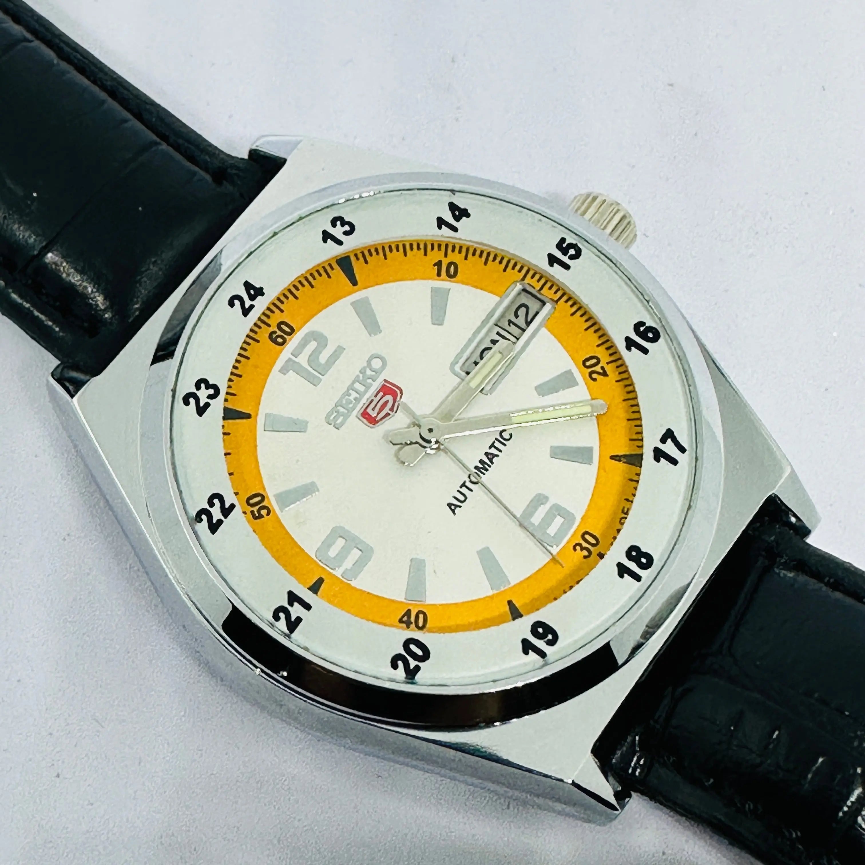 Seiko 5 Automatic Men’s Watch – Vintage Japan Model | Restored & Ready to Wear National Watches