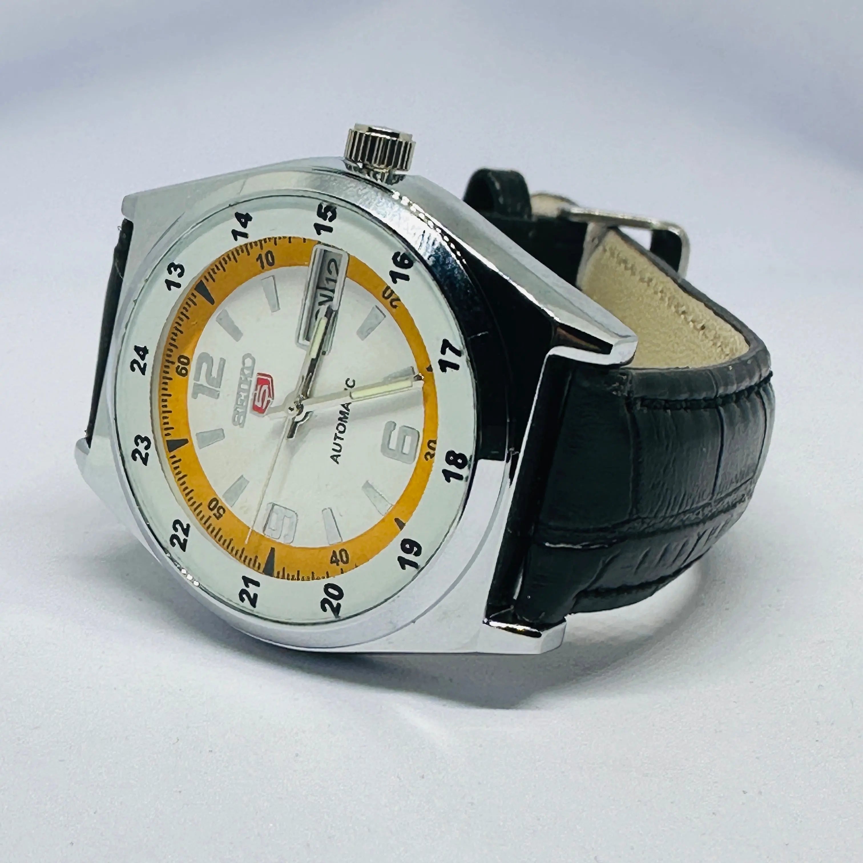 Seiko 5 Automatic Men’s Watch – Vintage Japan Model | Restored & Ready to Wear National Watches