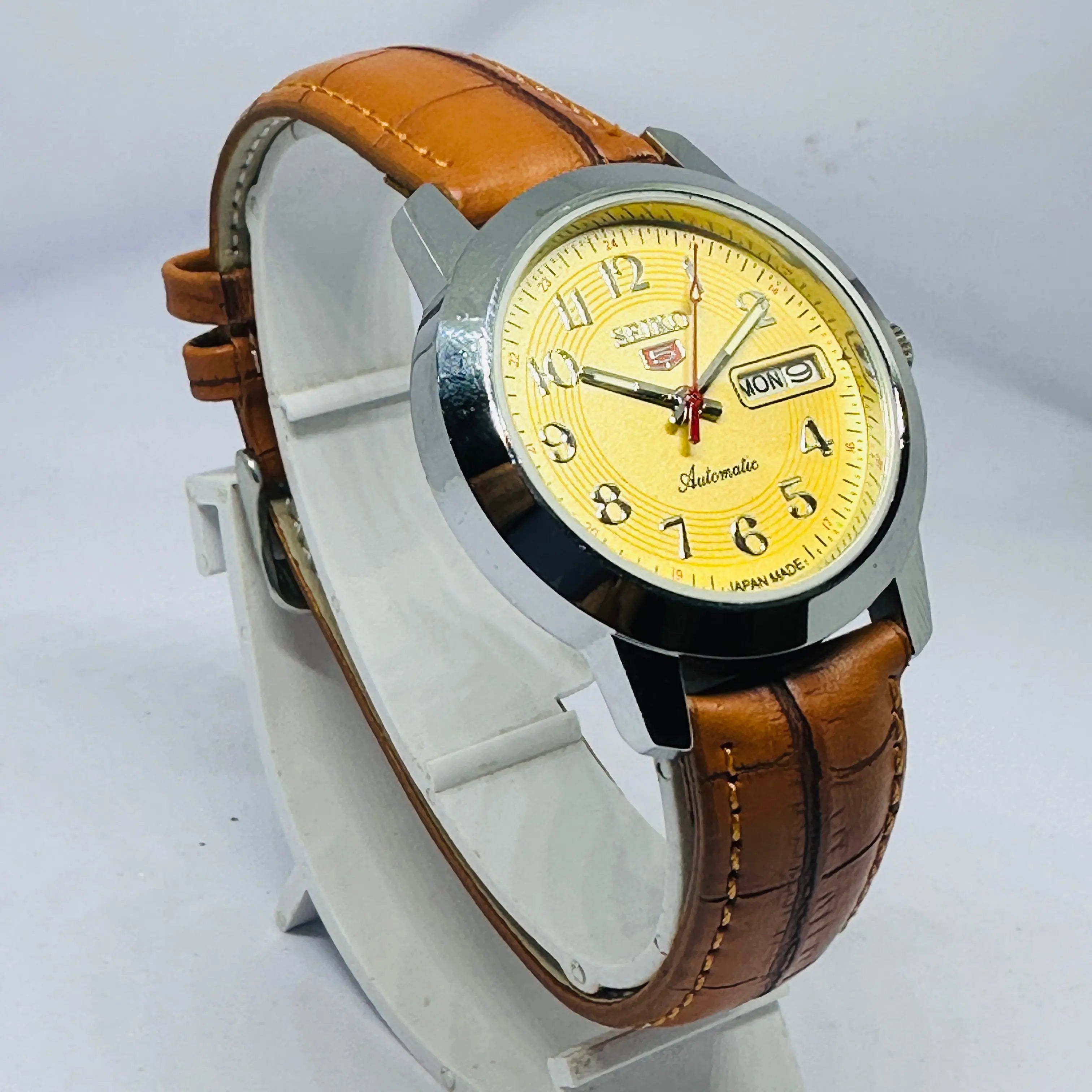 Seiko 5 Automatic Men’s Watch – Vintage Japan Model | Restored & Ready to Wear National Watches