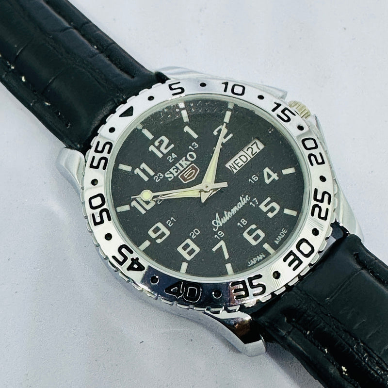 Seiko 5 Sports Automatic Watch – Refurbished Vintage | Japan-Made Men’s Timepiece