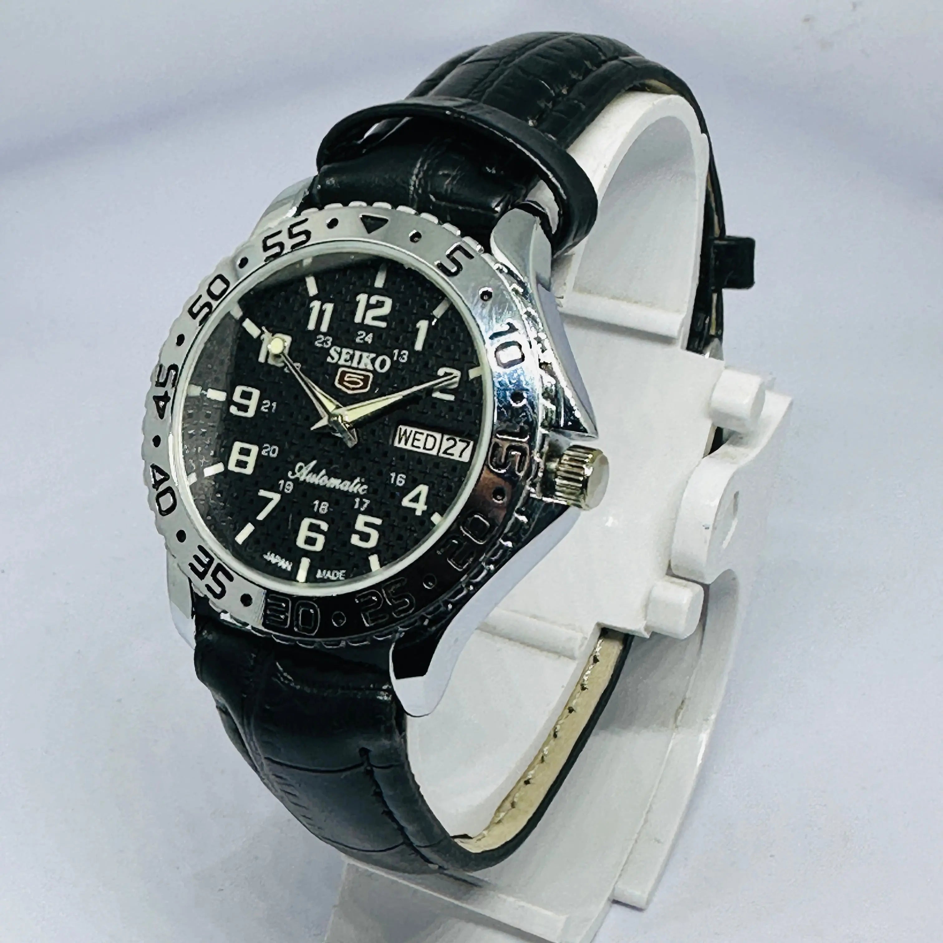 Seiko 5 Sports Automatic Watch – Refurbished Vintage | Japan-Made Men’s Timepiece National Watches