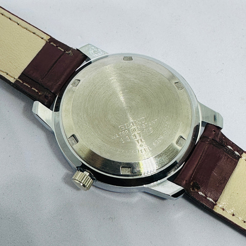 Seiko 5 Automatic Men’s Watch – Vintage Japan Model | Restored & Ready to Wear
