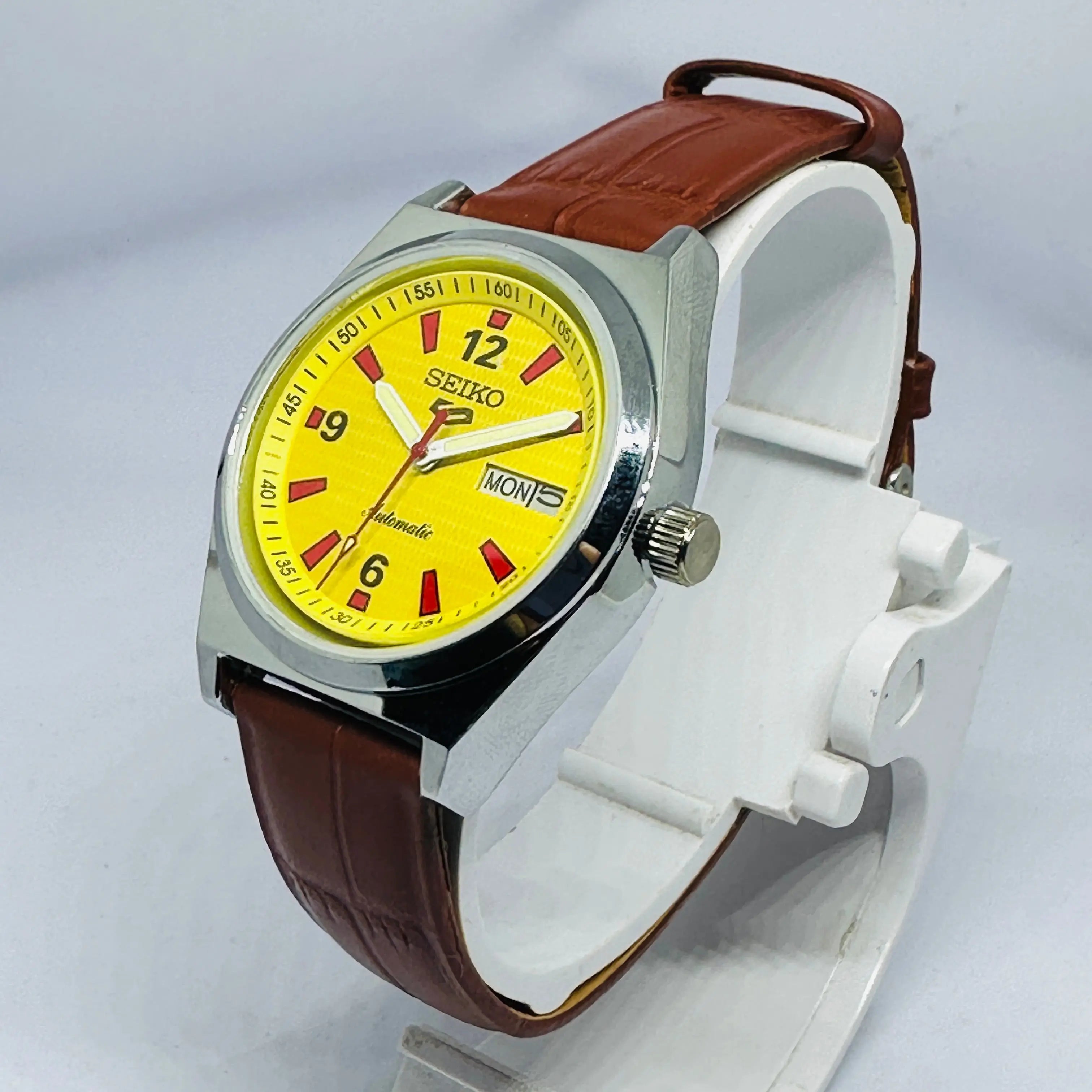 Seiko 5 Automatic Men’s Watch – Vintage Japan Model | Restored & Ready to Wear National Watches