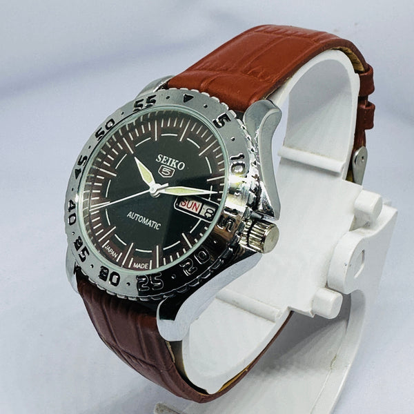 Seiko 5 Sports Automatic Watch – Refurbished Vintage | Japan-Made Men’s Timepiece