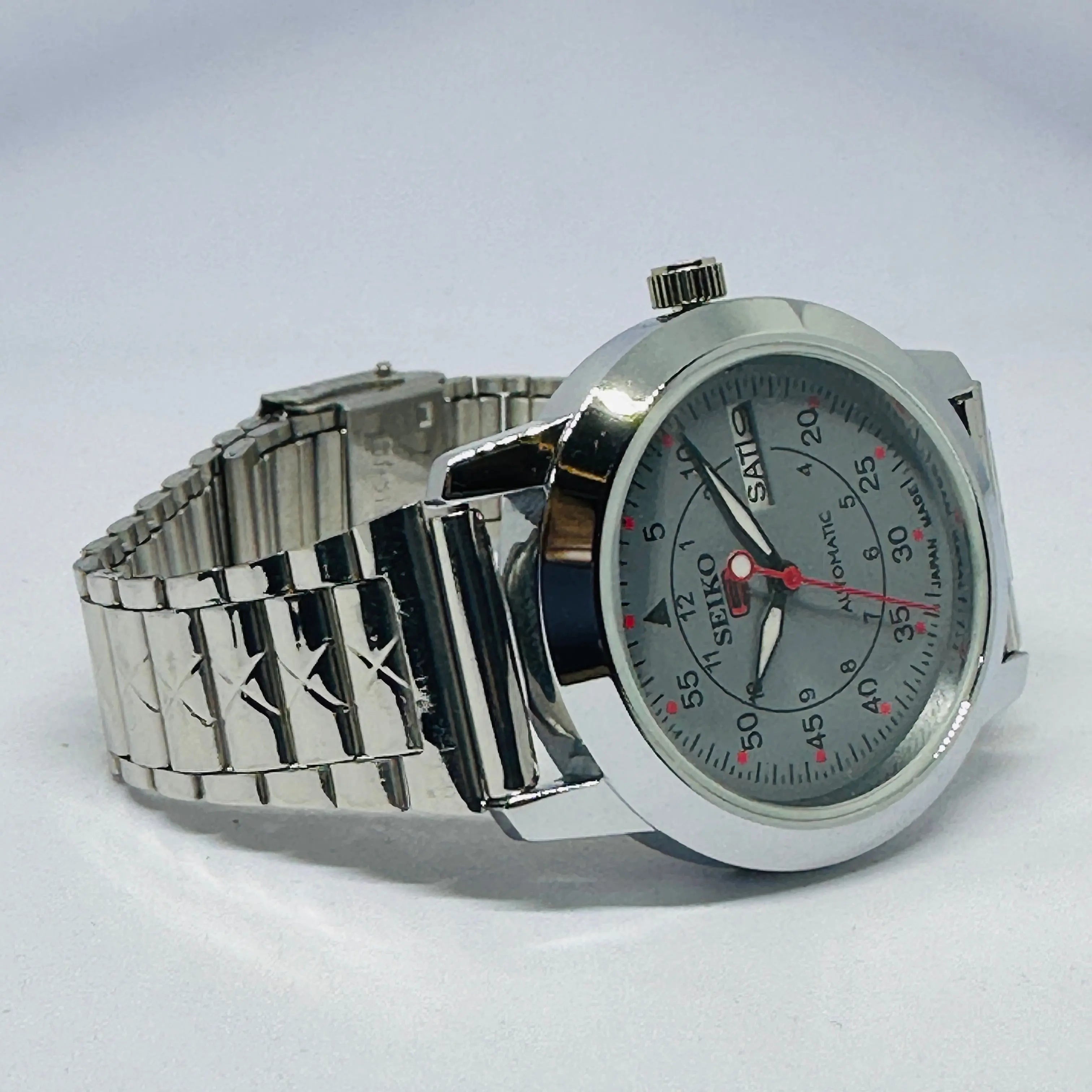 Seiko 5 Automatic Men’s Watch – Vintage Japan Model | Restored & Ready to Wear National Watches