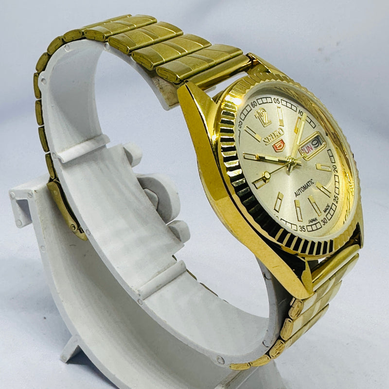 Seiko 5 Automatic Men’s Watch – Vintage Japan Model | Restored & Ready to Wear