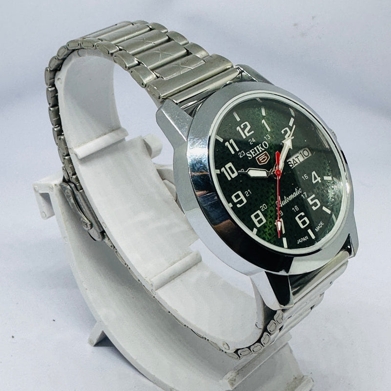Seiko 5 Automatic Men’s Watch – Vintage Japan Model | Restored & Ready to Wear