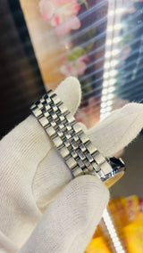 Seiko 5 Japan Automatic 17 Jewels – Blue Arabic Dial Men’s Vintage Watch