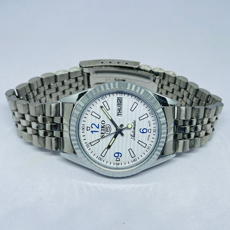 Seiko 5 Automatic White Dial – Refurbished 17 Jewels Japan Vintage Watch