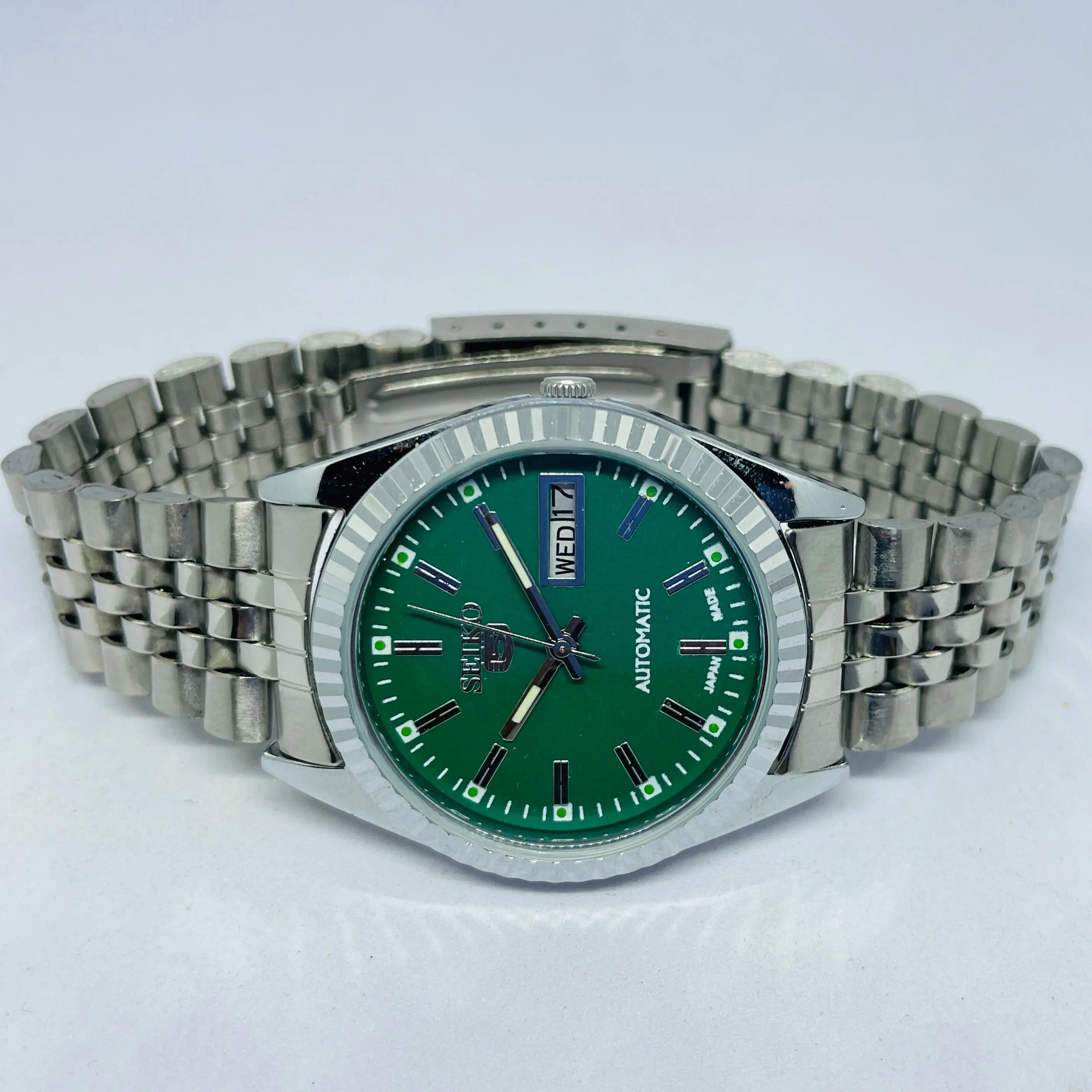 Seiko 5 Automatic Green Dial – Refurbished Vintage Japan 17 Jewels Watch National Watches