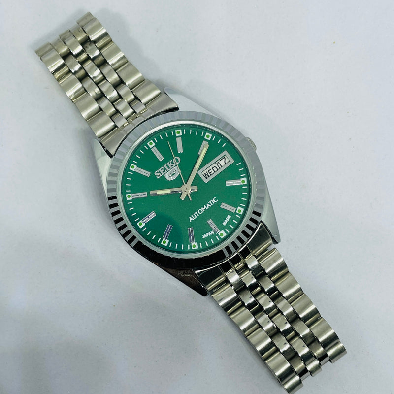 Seiko 5 Automatic Green Dial – Refurbished Vintage Japan 17 Jewels Watch