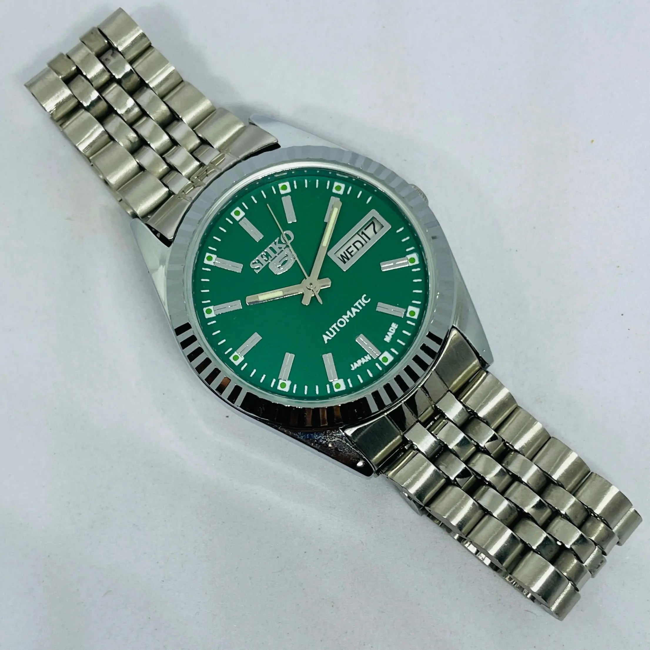 Seiko 5 Automatic Green Dial – Refurbished Vintage Japan 17 Jewels Watch National Watches