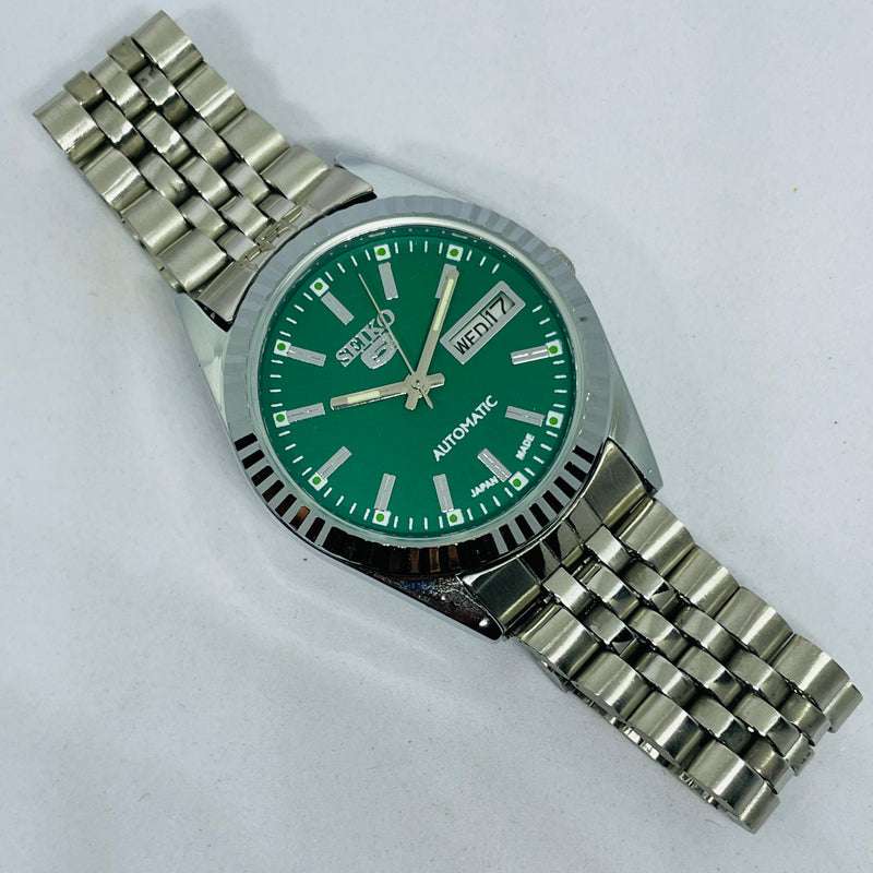Seiko 5 Automatic Green Dial – Refurbished Vintage Japan 17 Jewels Watch