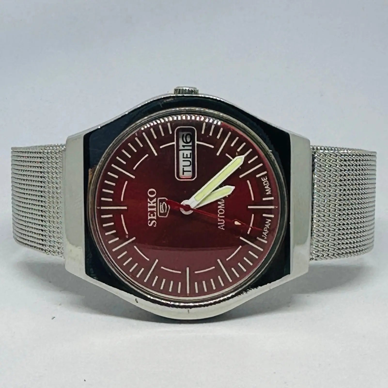 Seiko 5 Vintage Cushion Case – Restored Original National Watches