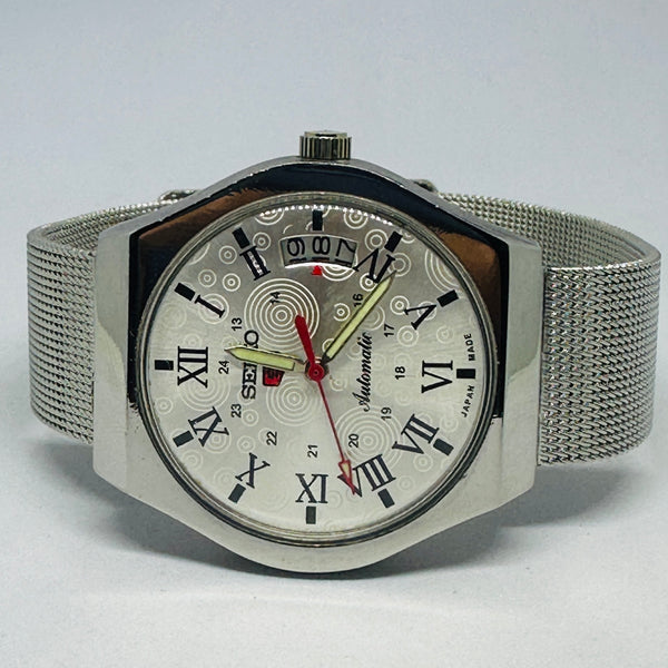 Vintage Seiko 5 SNK809 – Refurbished Classic Black Dial