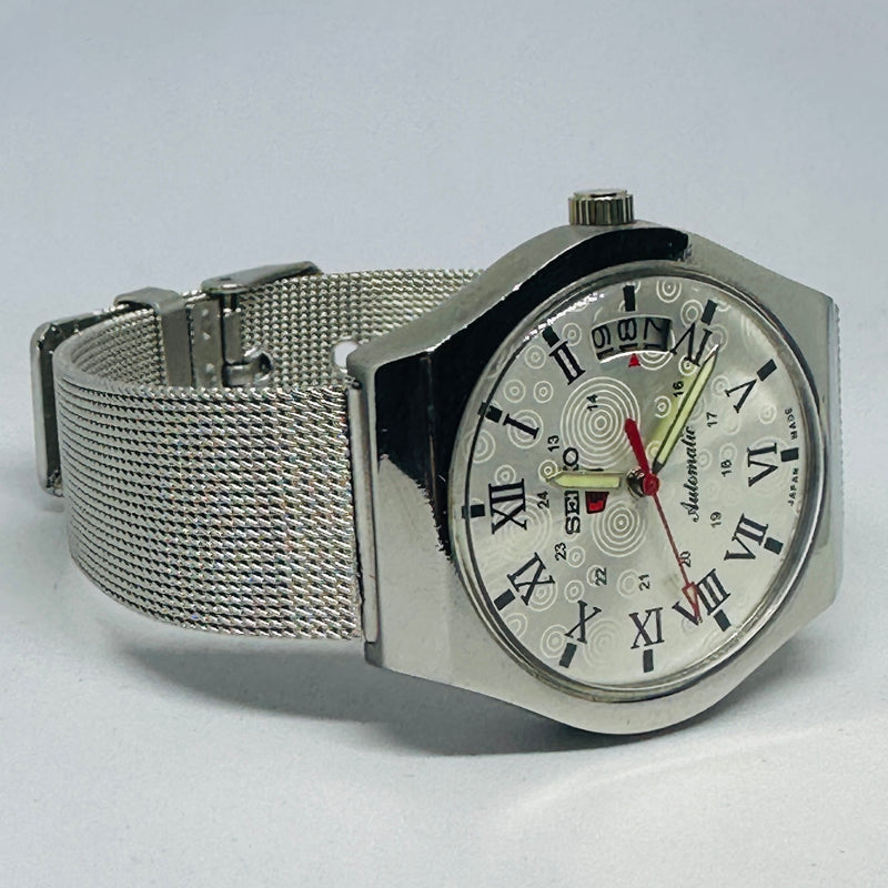 Vintage Seiko 5 SNK809 – Refurbished Classic Black Dial