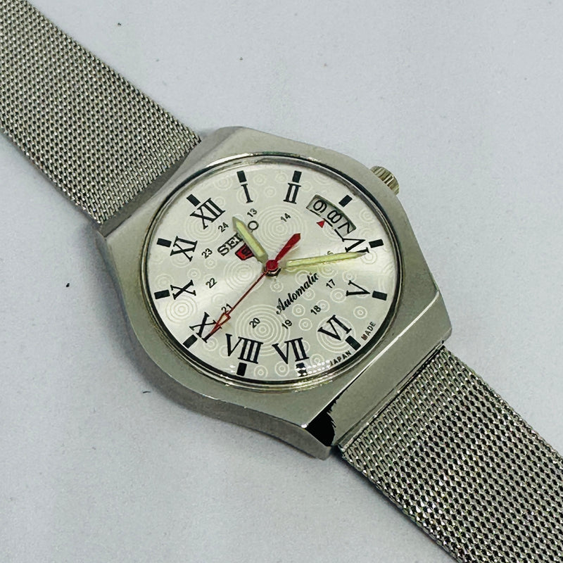 Vintage Seiko 5 SNK809 – Refurbished Classic Black Dial