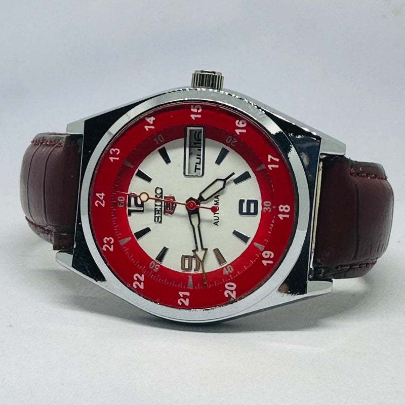 Collectible Seiko 5 Vintage – Restored & Serviced
