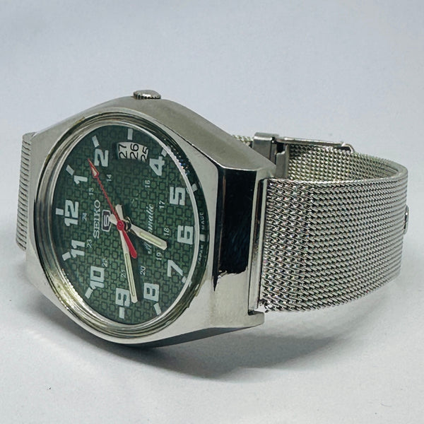 Seiko 5 Vintage Workhorse – Refurbished & Reliable