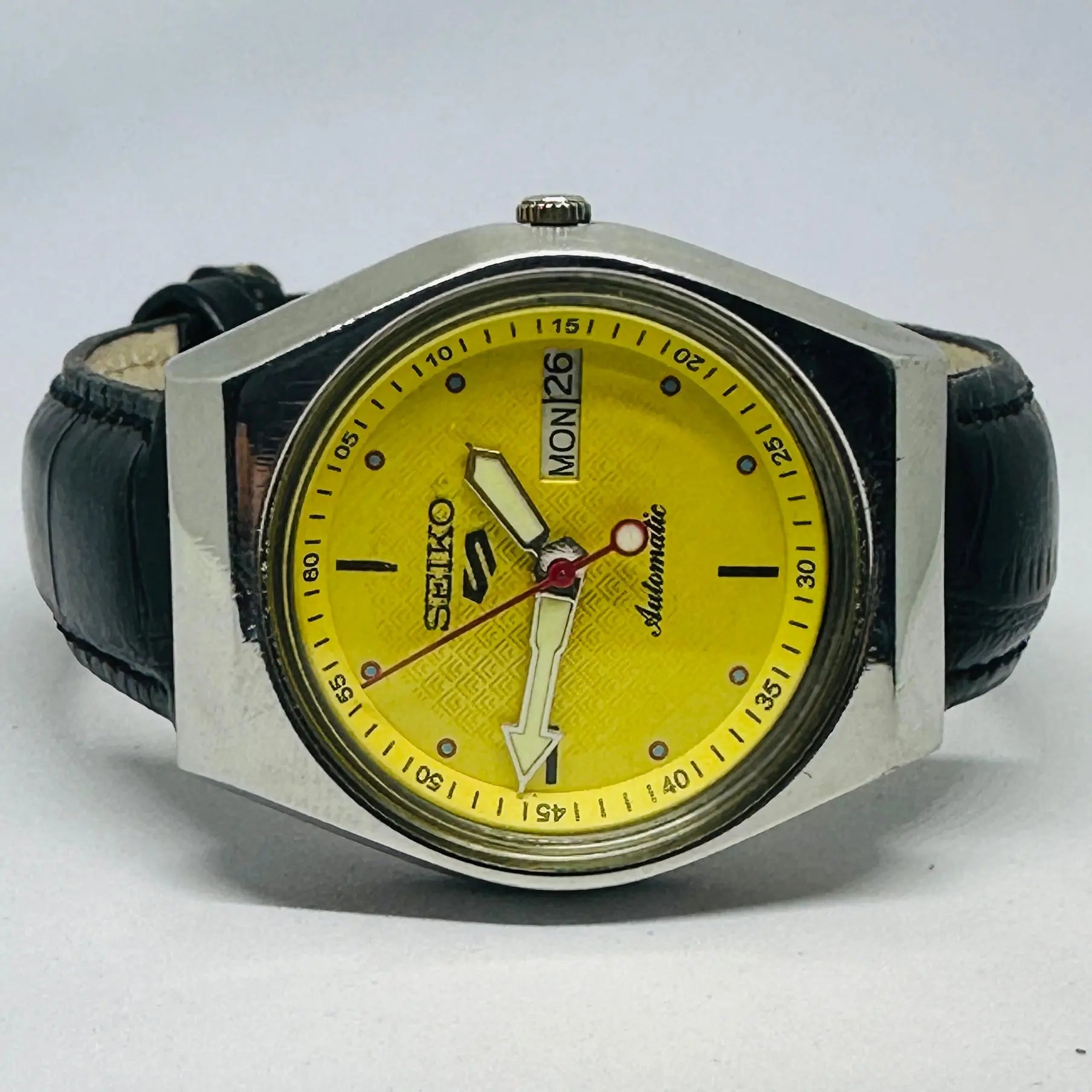Seiko 5 Vintage Quartz (if applicable) – Refurbished Rare Model National Watches