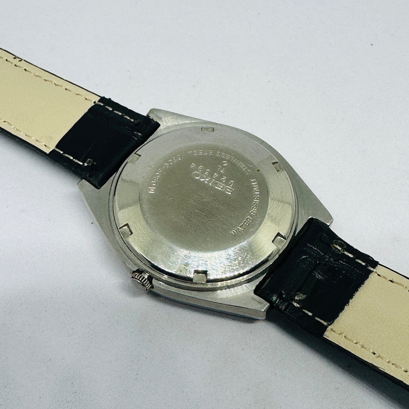 Seiko 5 Vintage Quartz (if applicable) – Refurbished Rare Model