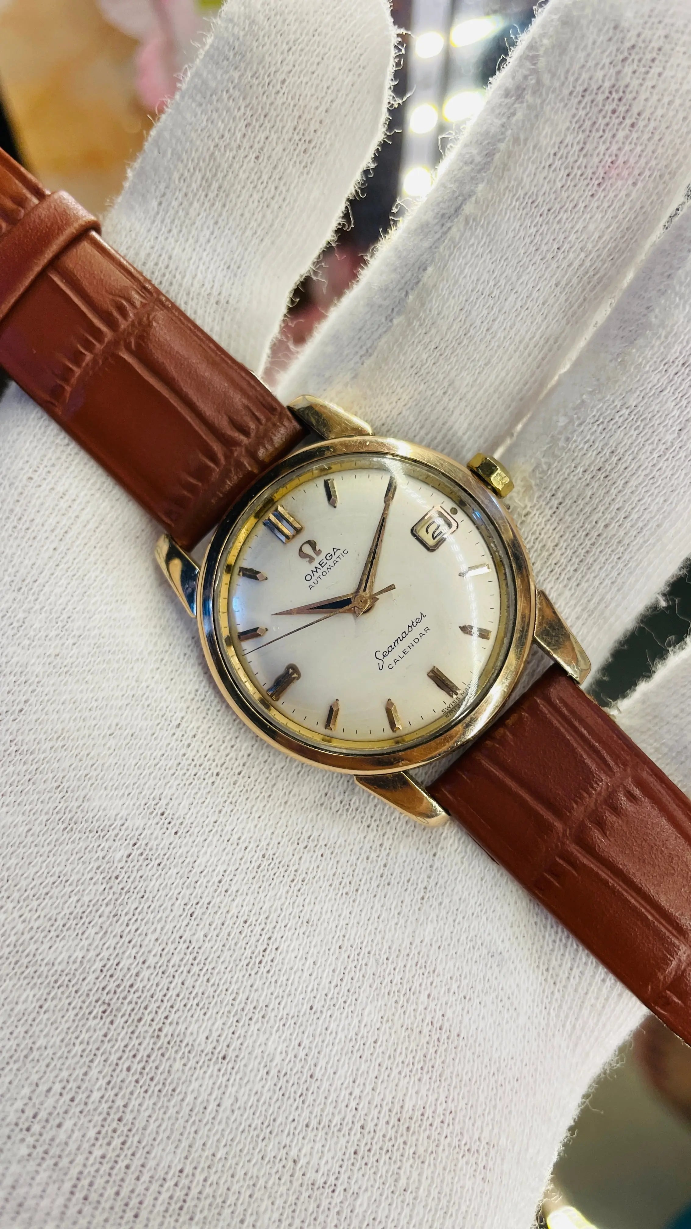Omega Seamaster Calendar | Vintage 1960s Automatic Men’s Watch | Gold Case | Collectors Edition | National Watches National Watches