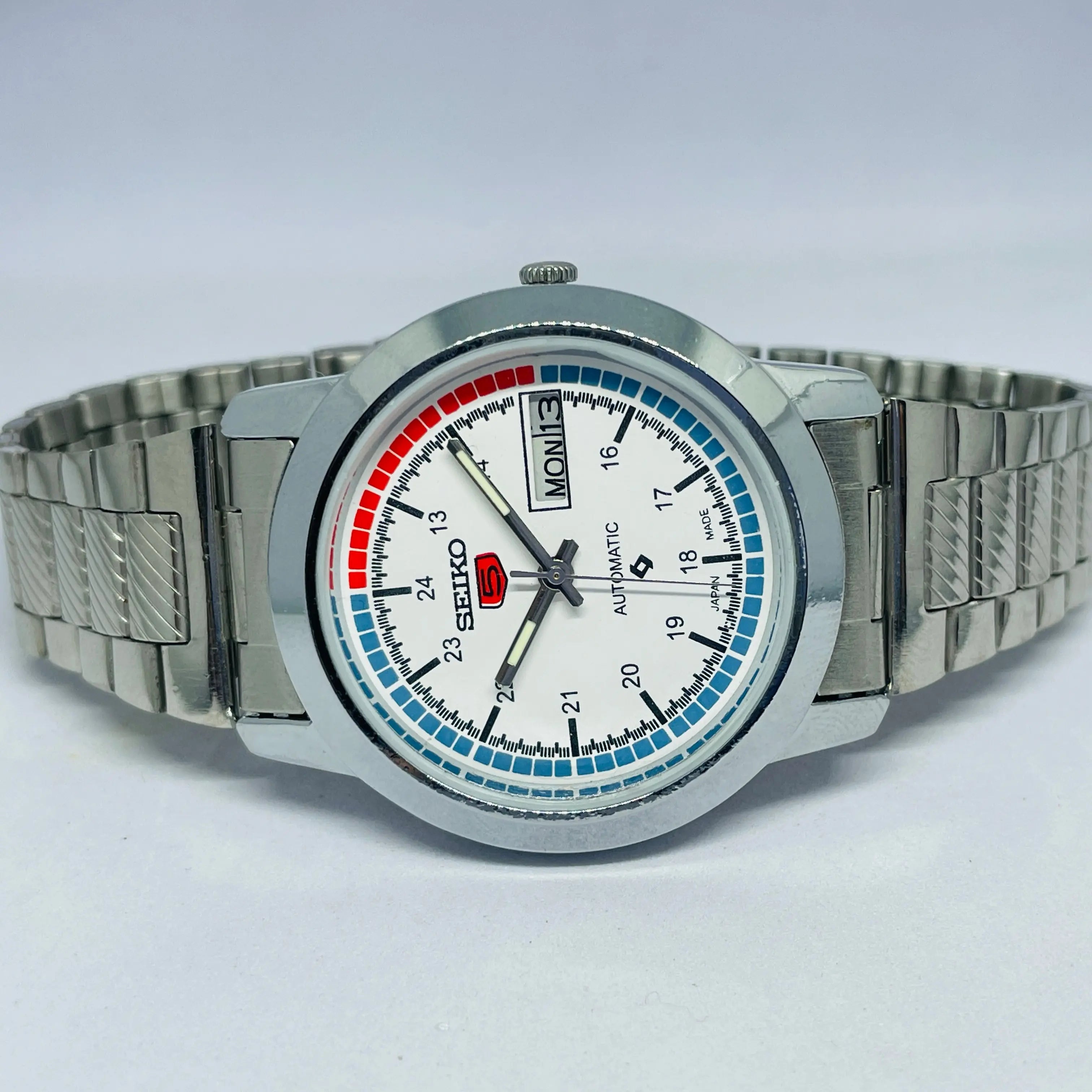 Seiko 5 Vintage Automatic 17 Jewels – Restored Original Movement National Watches