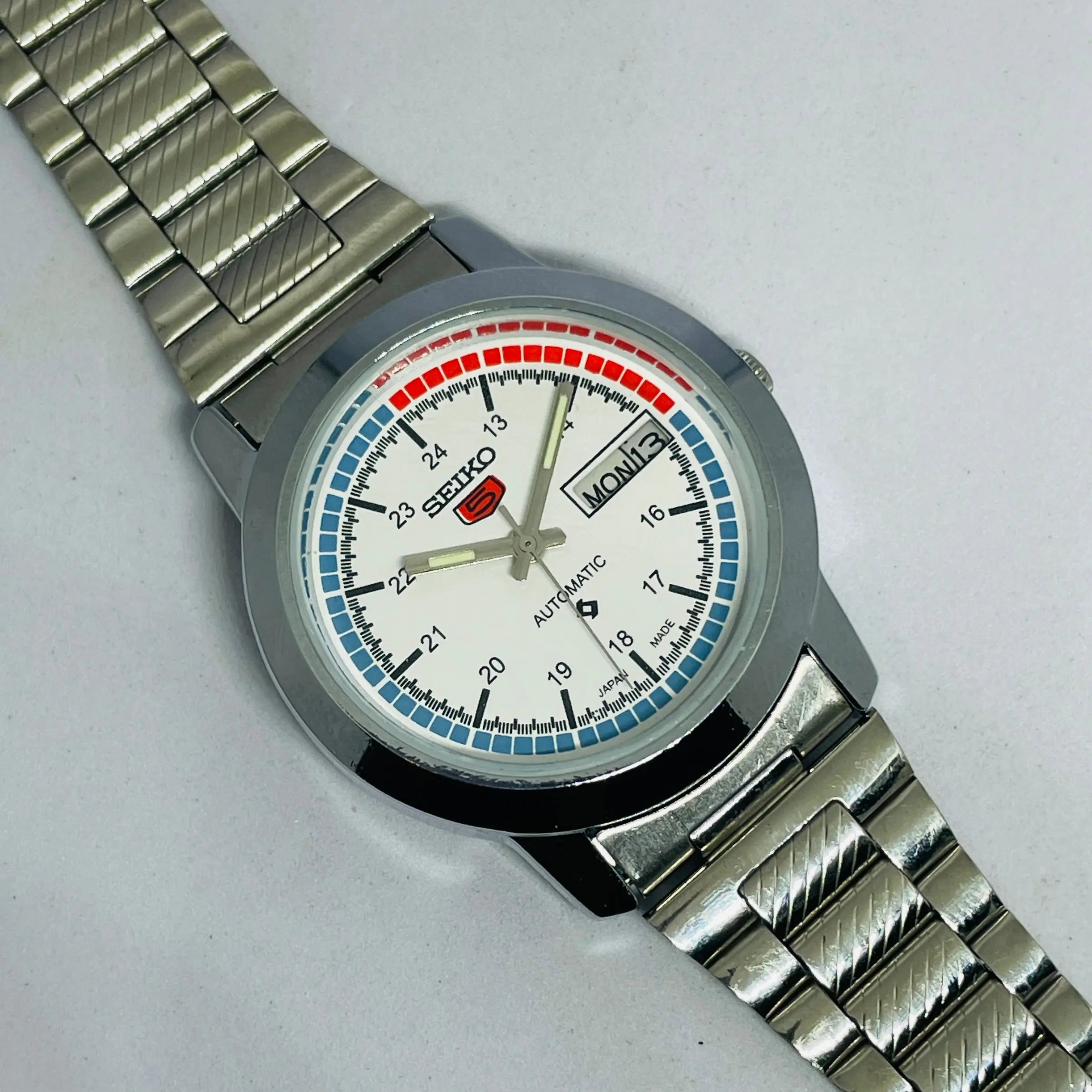 Seiko 5 Vintage Automatic 17 Jewels – Restored Original Movement National Watches