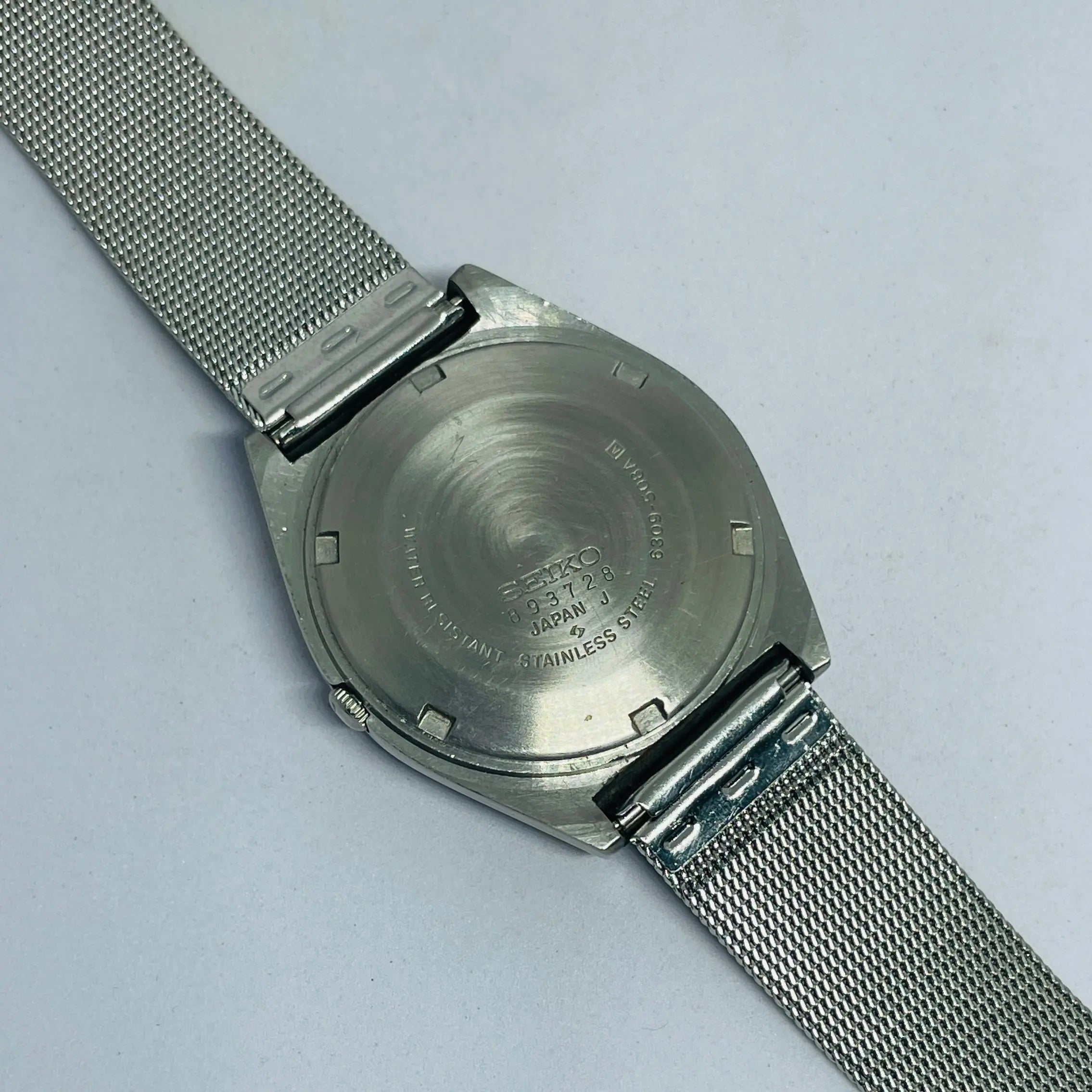 Seiko 5 Automatic mechanical Refurbished with original movement 17 Jewels Heritage Edition watch National Watches