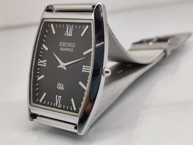 Seiko 5 Black Dial quartz Watch
