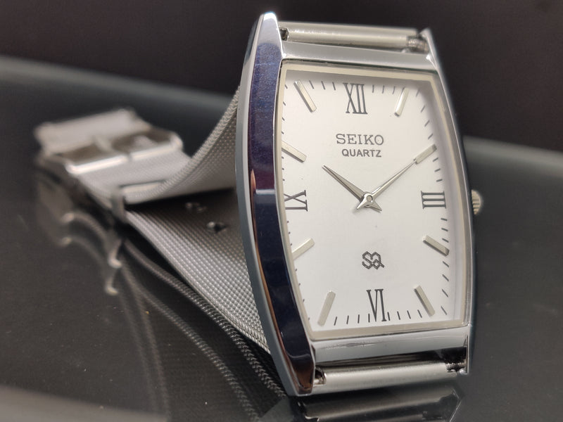 Seiko 5 Black Dial quartz Watch