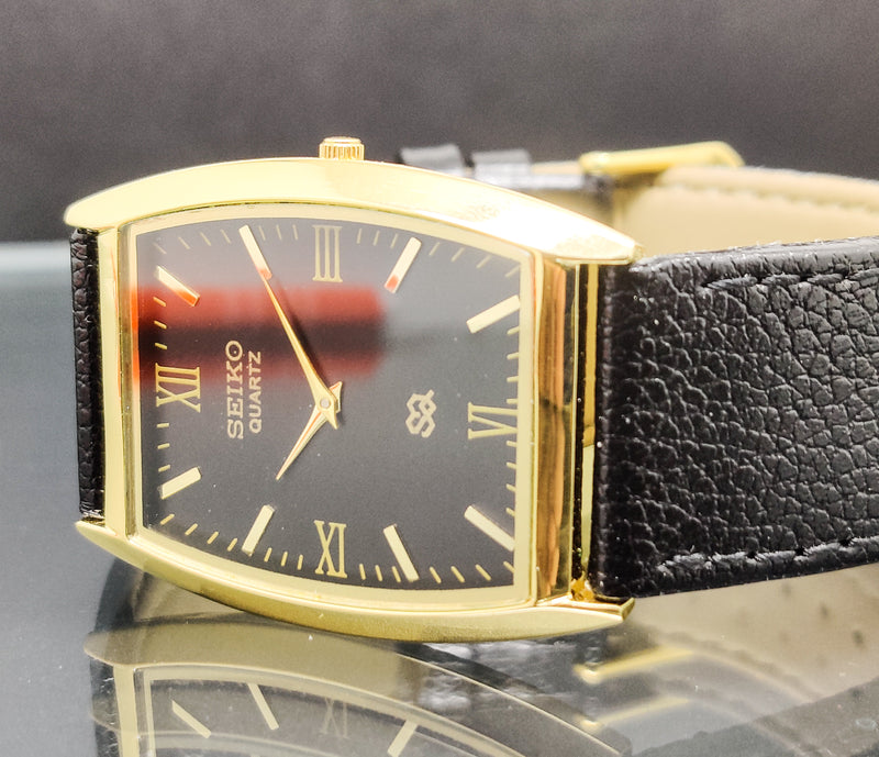 Seiko 5 Black Dial quartz Watch